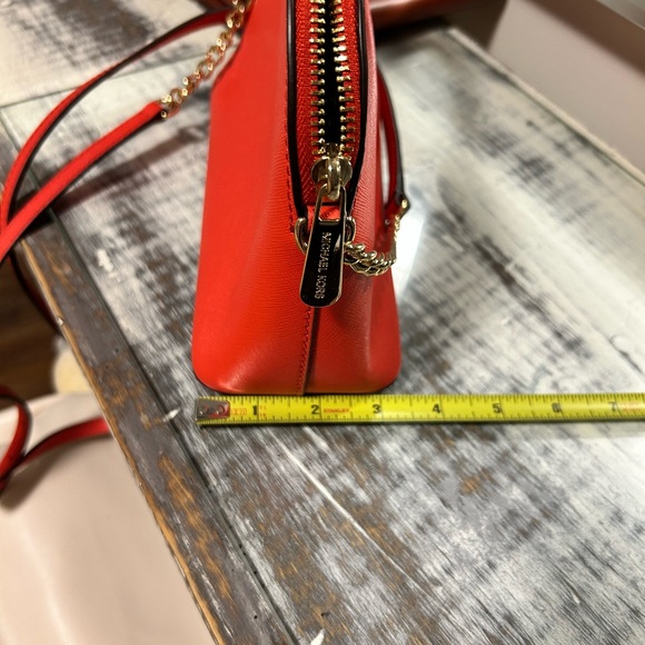 Michael Kors Crossbody Dome Bag in vibrant orange - Picture 10 of 10